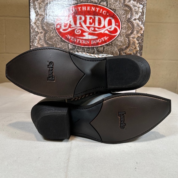 Laredo Western Boots Fancy Sky Blue With Studs Snip Toe Block Heel - Picture 9 of 10